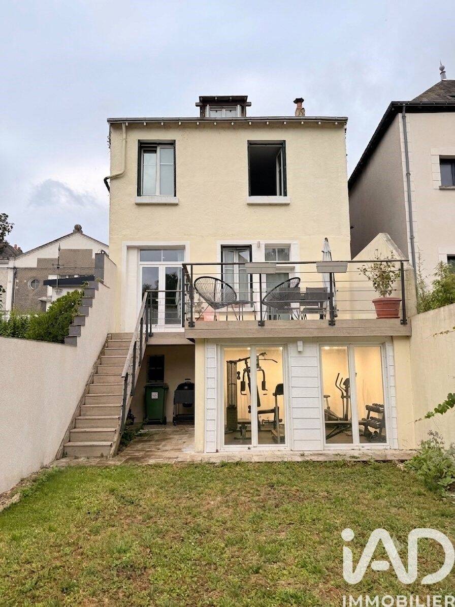 Maison 7 pièces 137 m² · à Tours · 136,8 m² · 481 000 €