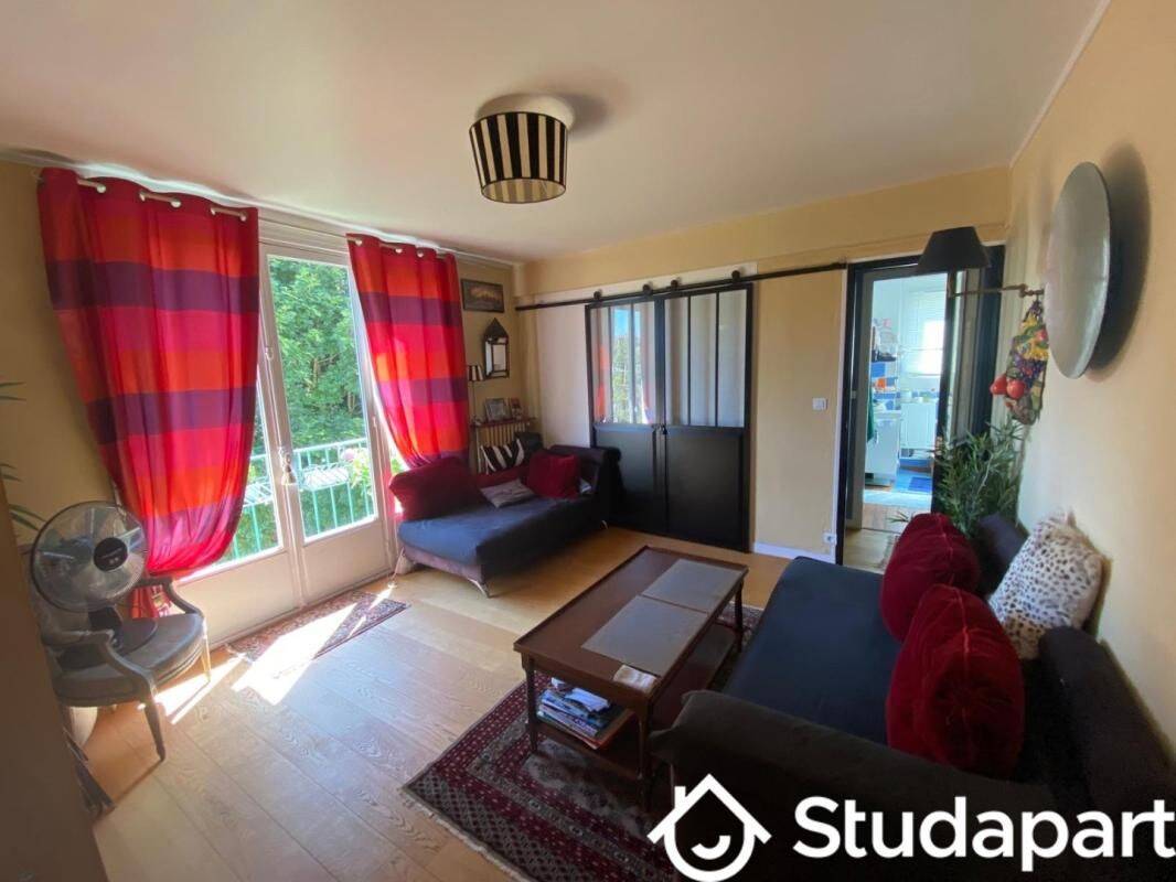Appartement 3 pièces 50 m² · à Sèvres · 50 m² · 1 660 €/mois