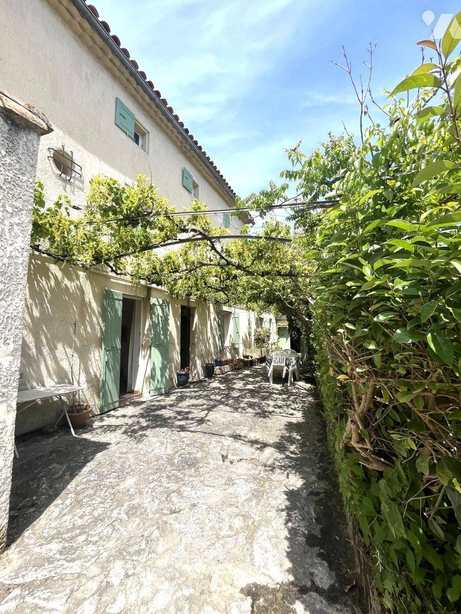 Maison 8 pièces 150 m² · à Sauveterre · 150 m² · 260 000 €