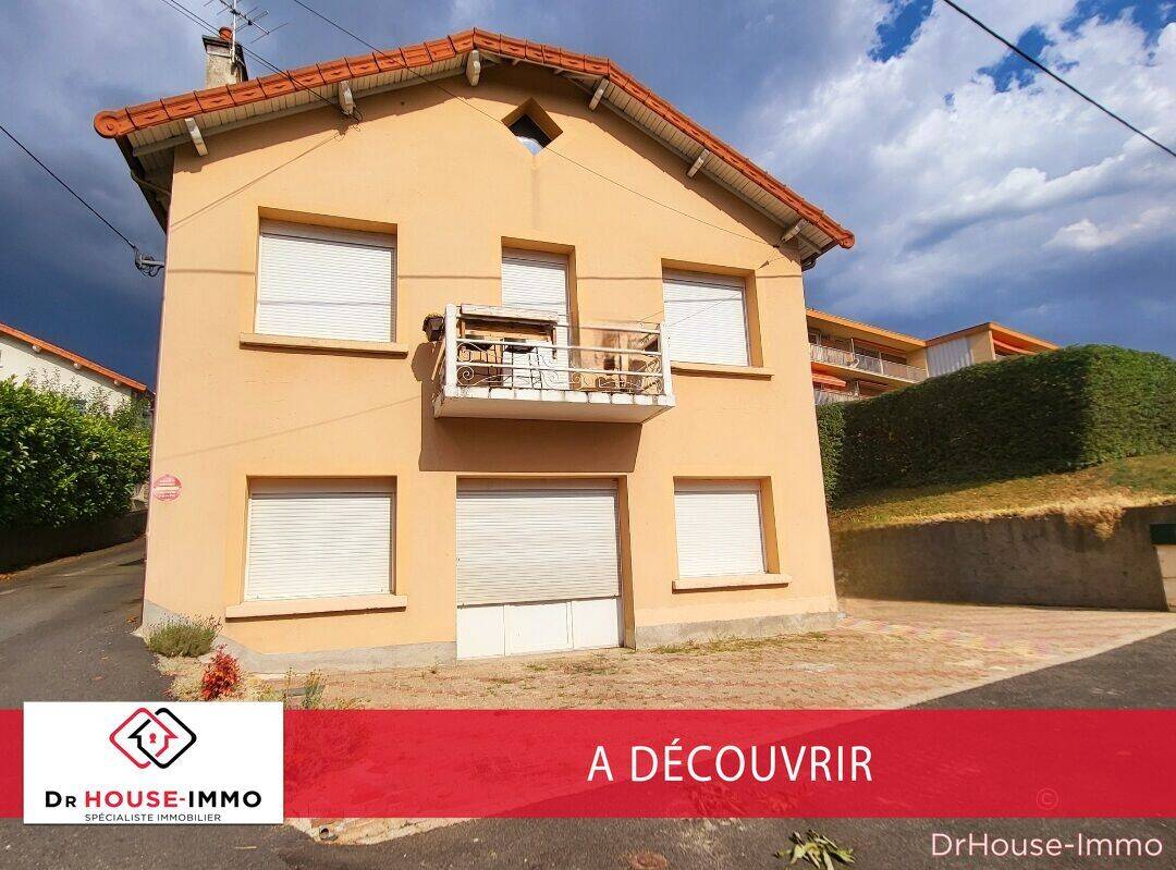 Maison 8 pièces 143 m² · à Le Puy-en-Velay · 142,8 m² · 234 000 €