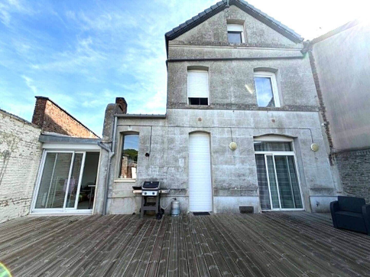 Maison 6 pièces 135 m² · à Neuville-Saint-Rémy · 135 m² · 200 700 €