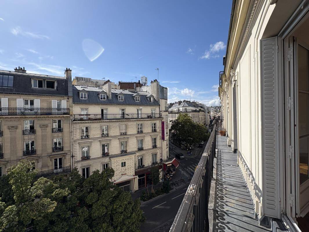 Appartement 2 pièces 54 m² · à Paris 9ème Arrondissement · 54 m² · 1 990 €/mois