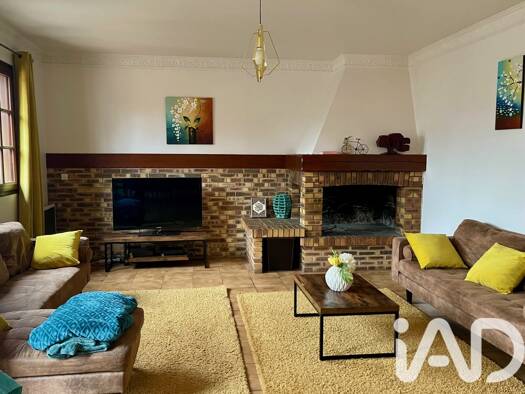 Maison de ville à vendre 416 000 € 9 pièces 6 chambres 123,9 m² 271 m² de terrain La Mare Drancy 93700