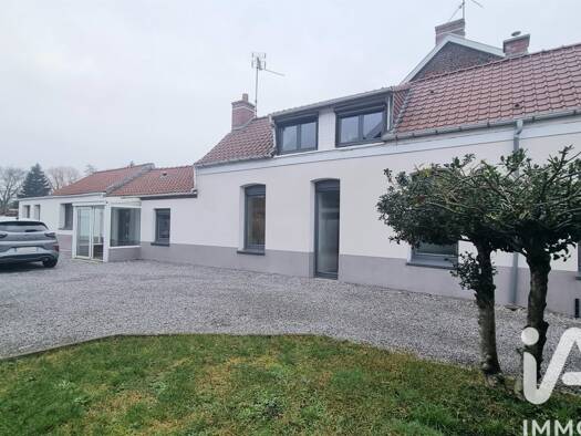 Maison de plain-pied à vendre 219 500 € 5 pièces 2 chambres 102 m² 500 m² de terrain Thermal-Mont des Bruyeres Saint-Amand-les-Eaux 59230
