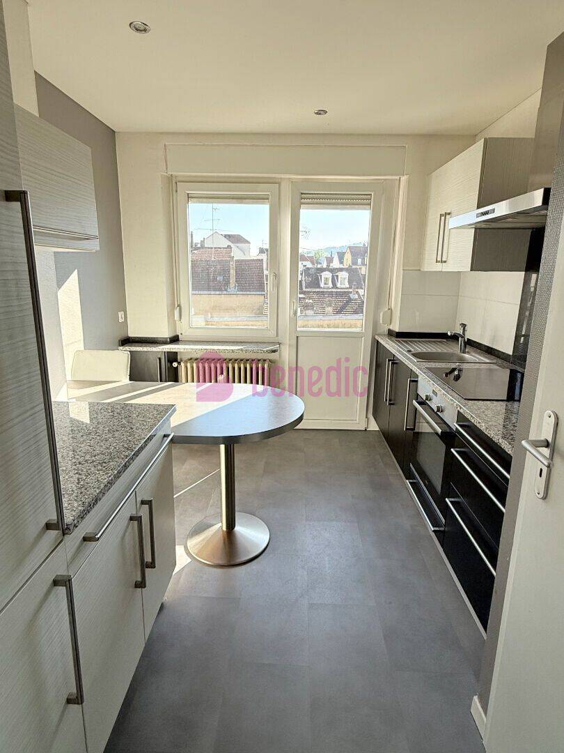 Appartement 3 pièces 77 m² · à Forbach · 76,6 m² · 60 000 €