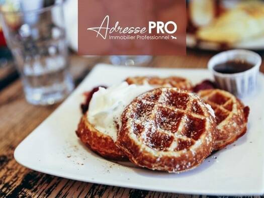 Local commercial à louer 2 200 € 130 m² de surface de vente Landerneau 29800