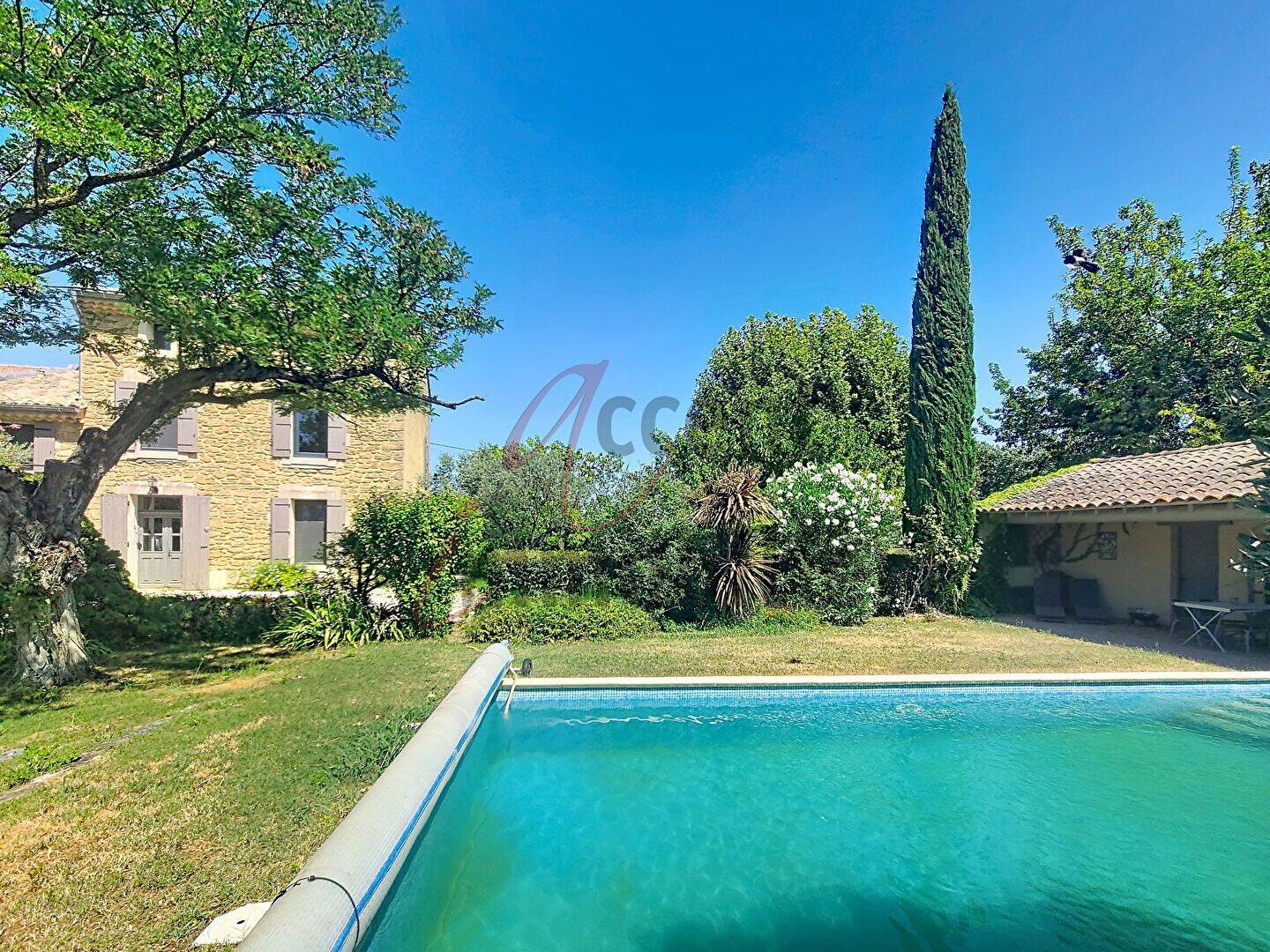 Maison 7 pièces 140 m² · à Althen-des-Paluds · 140 m² · 499 000 €