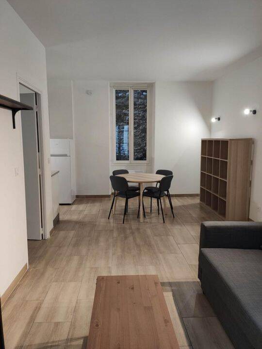 Appartement 2 pièces 45 m² · à Nîmes · 45 m² · 600 €/mois