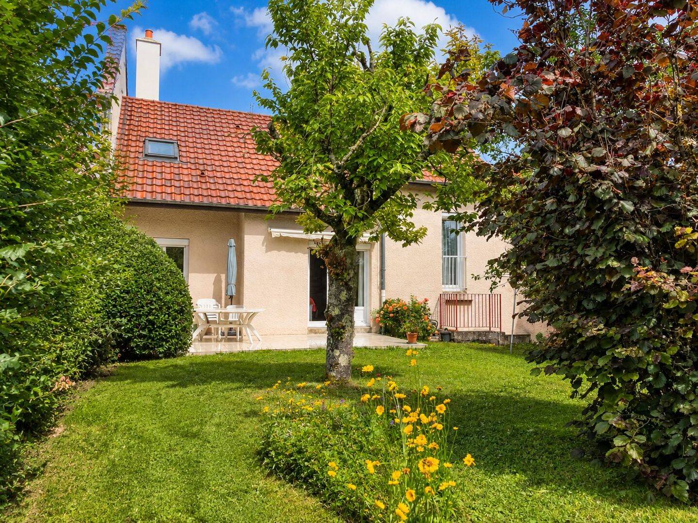 Maison 6 pièces 108 m² · à Ahuy · 107,8 m² · 335 000 €