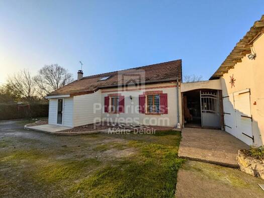 Maison à vendre 235 000 € 6 pièces 5 chambres 121,5 m² 2 713 m² de terrain Pougues-les-Eaux 58320