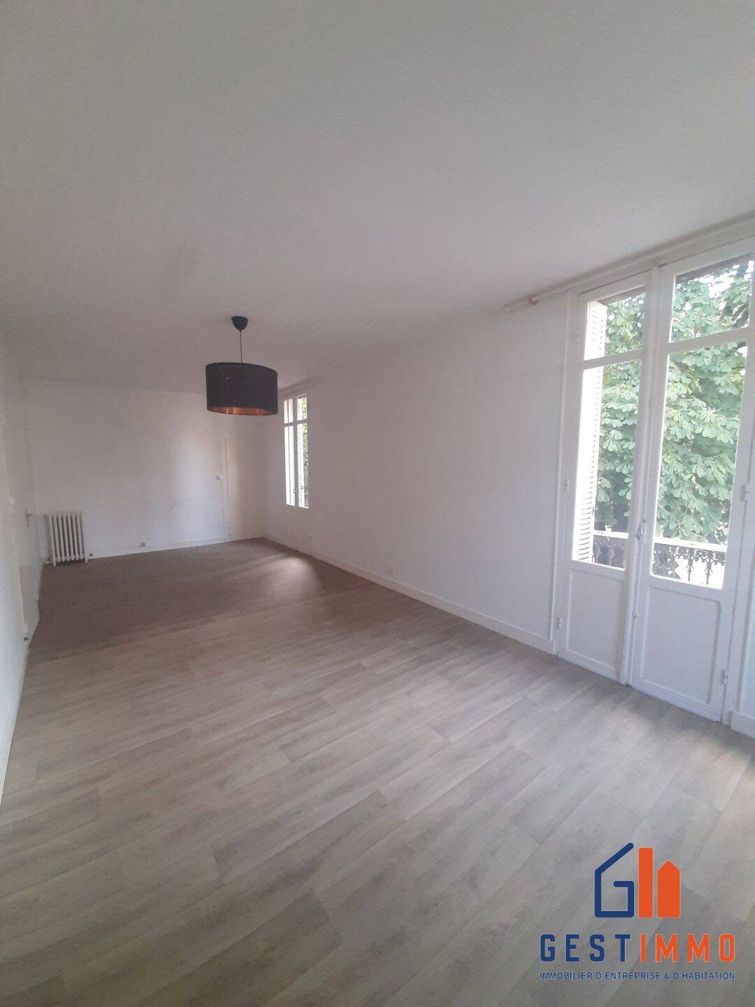 Appartement 3 pièces 76 m² · à Bordeaux · 75,8 m² · 1 216 €/mois
