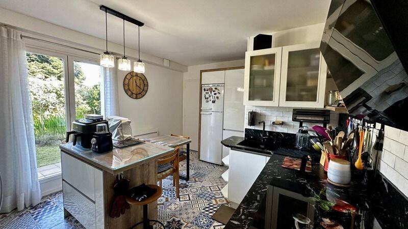 Maison 6 pièces 140 m² · à Martignas-sur-Jalle · 140 m² · 545 000 €