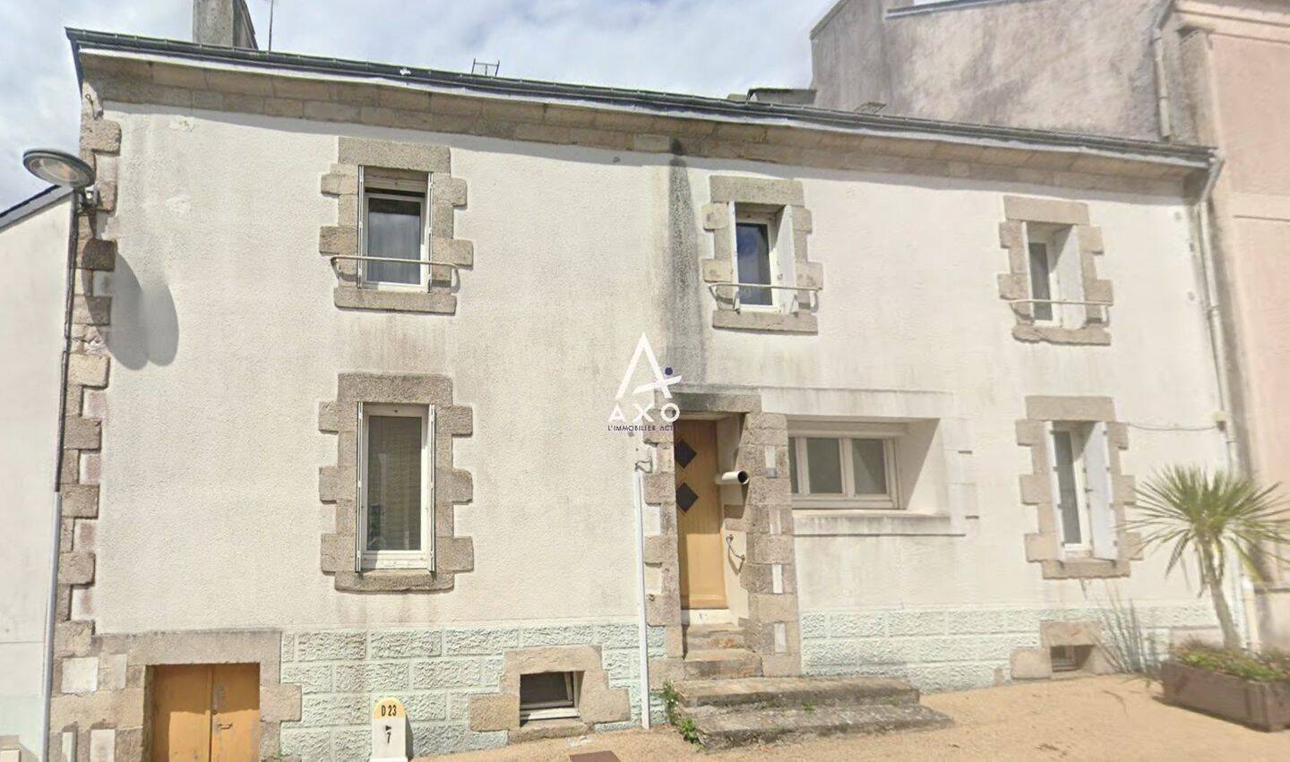 Maison 7 pièces 156 m² · à Saint-Thurien · 156 m² · 126 900 €