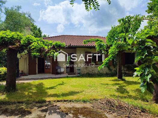 Maison de plain-pied à vendre 199 000 € 6 pièces 5 chambres 128 m² 2 500 m² de terrain Saint-Avit 81110