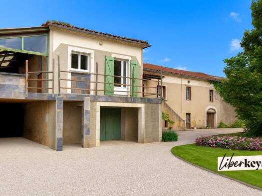 Demeure à vendre 319 000 € 6 pièces 5 chambres 260 m² 2 800 m² de terrain Bournazel 81170