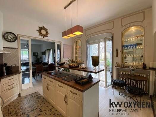 Appartement à vendre 221 000 € 3 pièces 2 chambres 92 m² 1er étage Carcassonne 11000