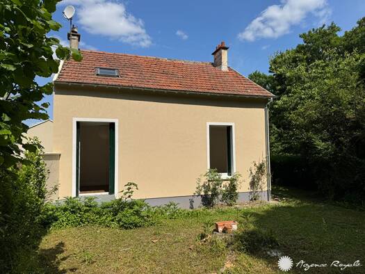 Maison à louer 1 800 € 5 pièces 2 chambres 66 m² 574 m² de terrain Coteaux du Bel Air Saint-Germain-en-Laye 78100