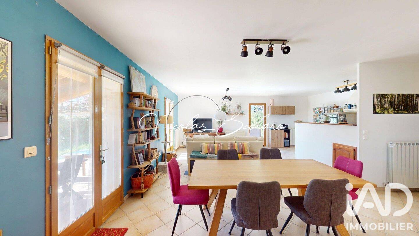 Maison 5 pièces 98 m² · à Cadenet · 98 m² · 374 000 €
