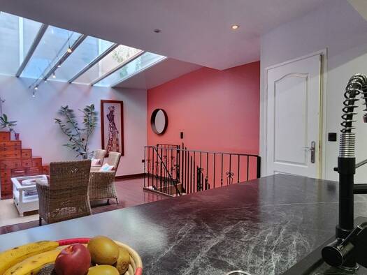 Maison à vendre 238 000 € 6 pièces 4 chambres 163,5 m² 94 m² de terrain Vieil Angoulême-Centre Ville Angoulême 16000