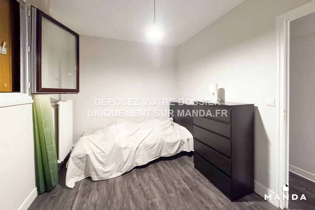 Colocation à louer - Les Clayes-sous-Bois - 480 € - 5 pièces, 4 chambres, 5ème étage · 480 €/mois