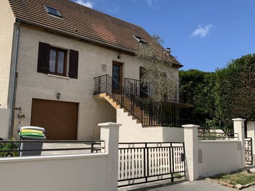 Maison à vendre 469 000 € 7 pièces 5 chambres 181 m² 450 m² de terrain Le Thillay 95500