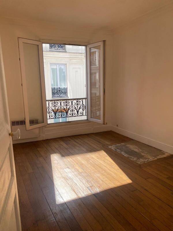 Appartement 2 pièces 27 m² · à Paris 11ème Arrondissement · 26,5 m² · 1 100 €/mois