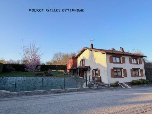 Maison à vendre 151 000 € 4 pièces 3 chambres 127 m² 1 067 m² de terrain Jésonville 88260