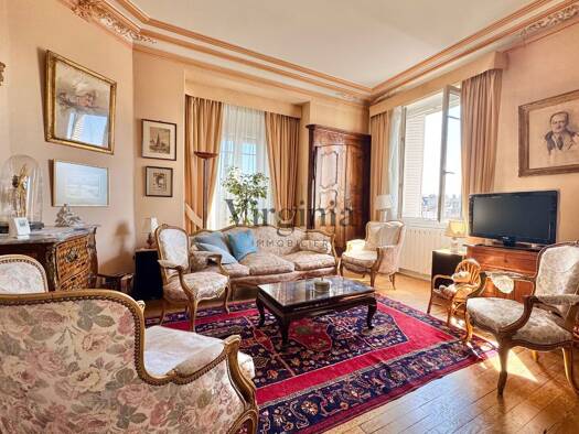 Appartement à vendre 995 000 € 5 pièces 3 chambres 120 m² Étage 4/5 Gabrielle Leclerc Charenton-le-Pont 94220