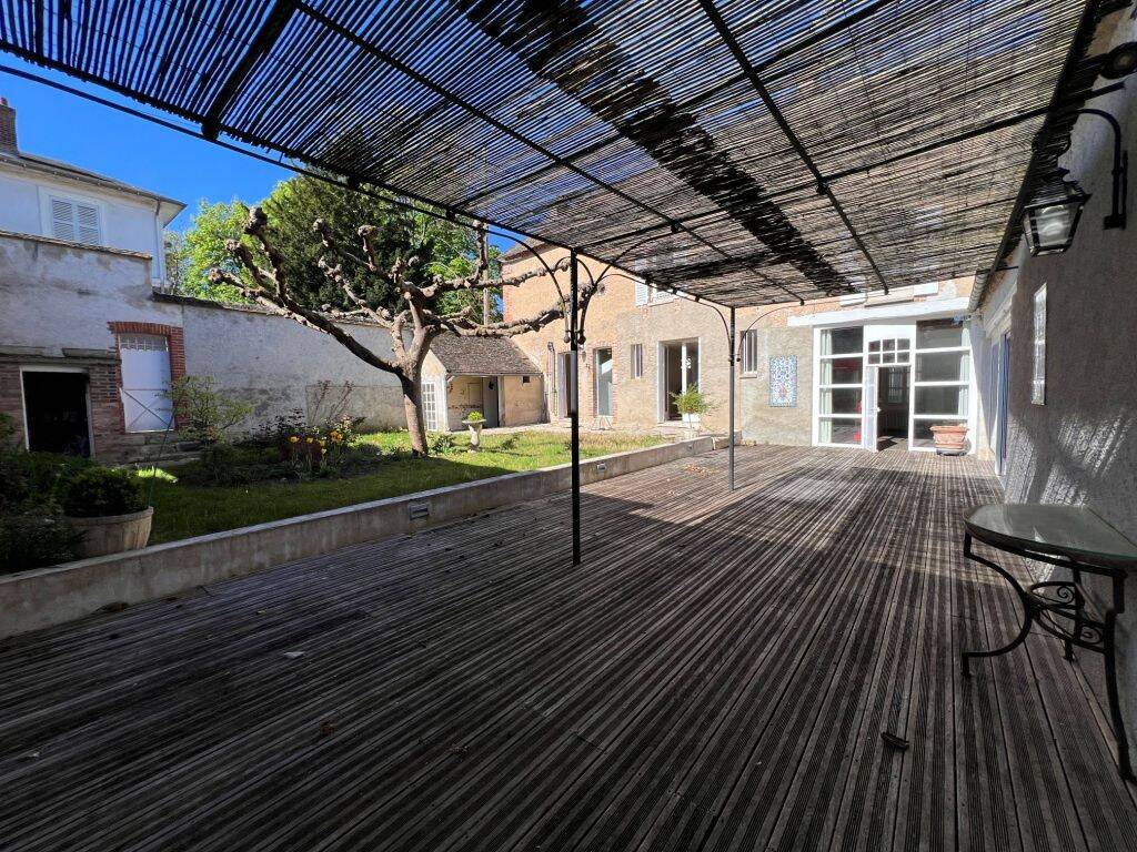 Maison 7 pièces 267 m² · à Sens · 267 m² · 415 000 €