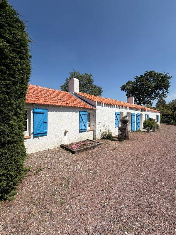Maison 5 pièces 139 m² · à Saint-Urbain · 139 m² · 268 400 €