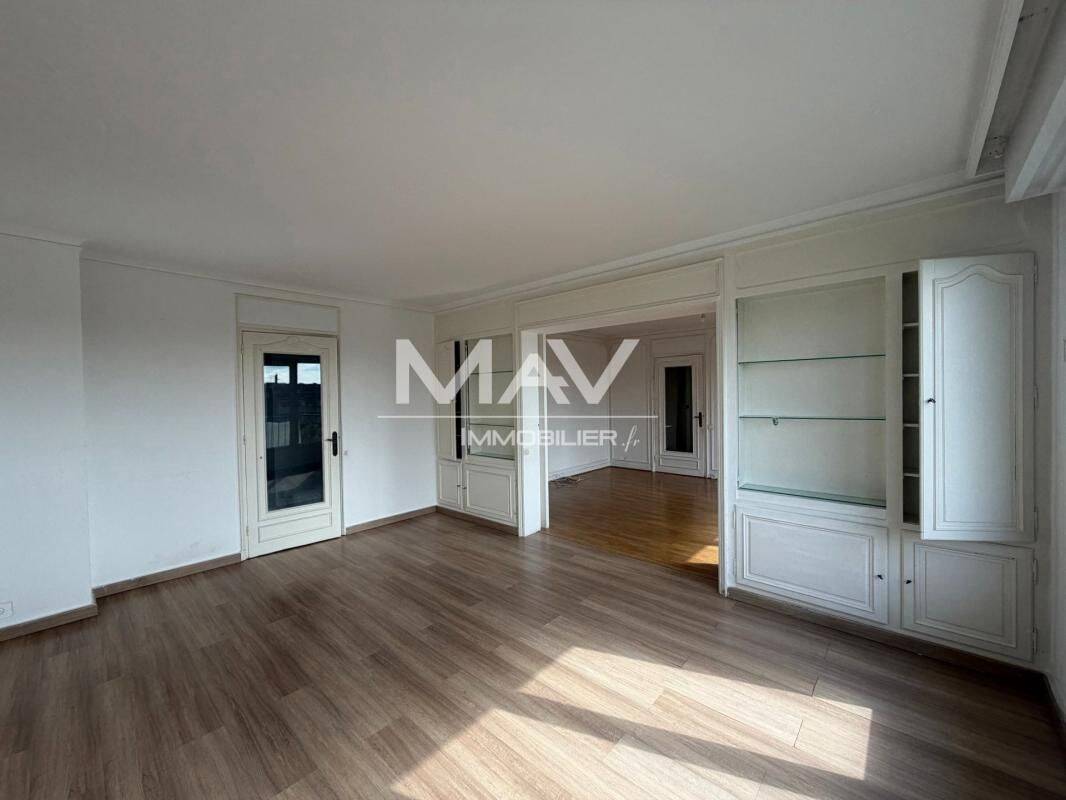 Appartement 6 pièces 125 m² · à Tourcoing · 125 m² · 162 750 €
