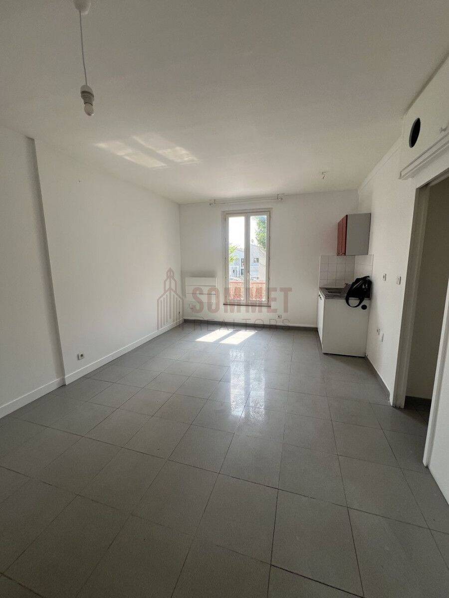 Appartement 1 pièce 41 m² · à Pantin · 41 m² · 950 €