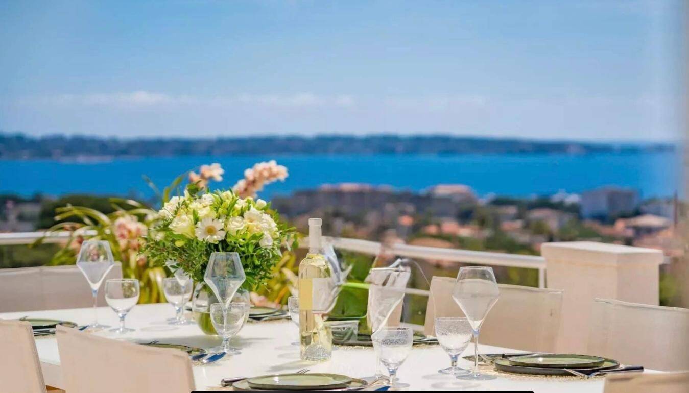 Maison 7 pièces 174 m² · à Vallauris · 174 m² · 2 680 000 €