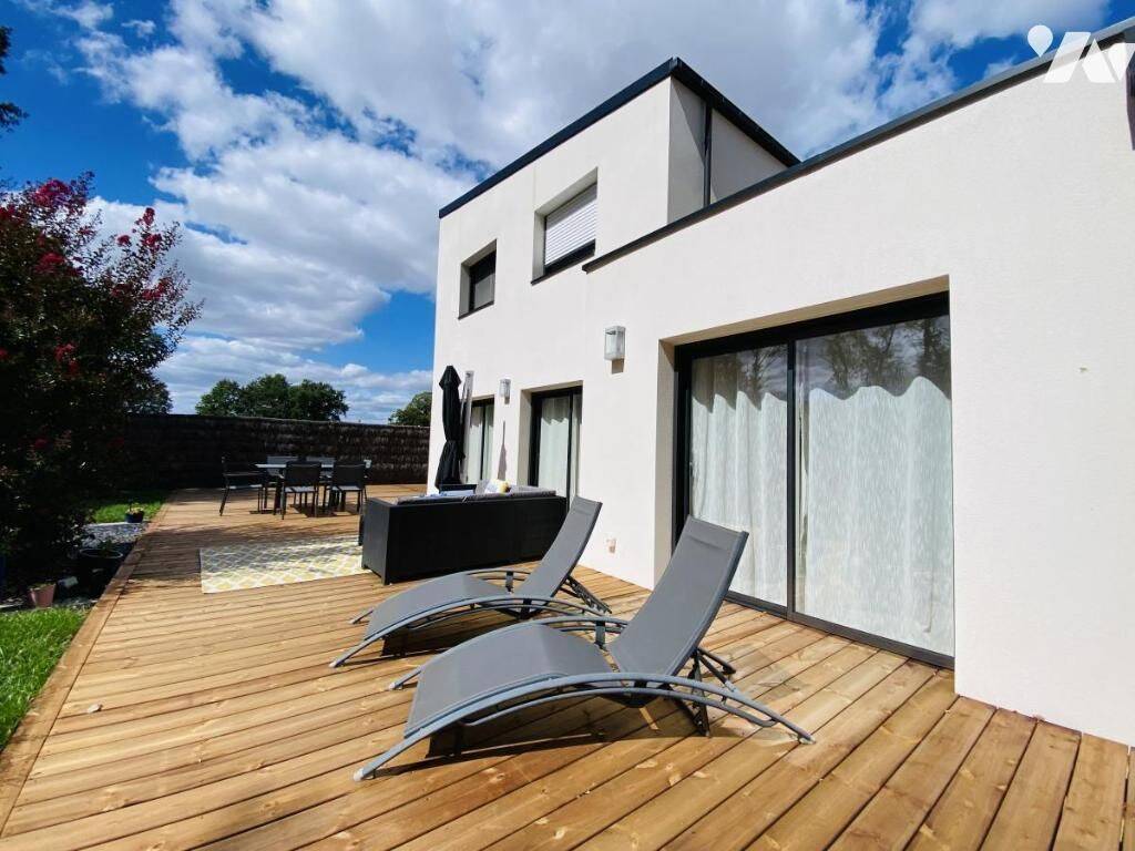Maison 6 pièces 534 m² · à Plescop · 534 m² · 507 600 €