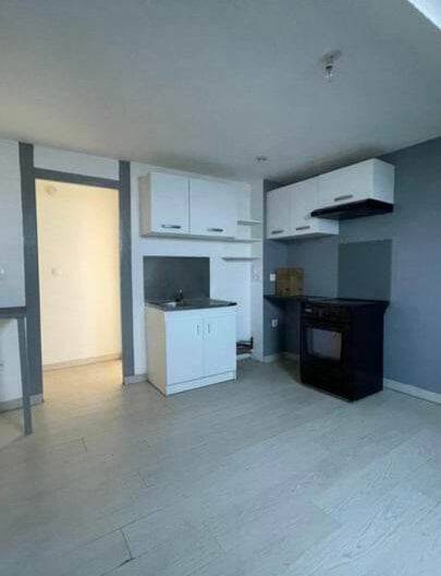 Appartement 2 pièces 30 m² · à Cires-lès-Mello · 30 m² · 470 €