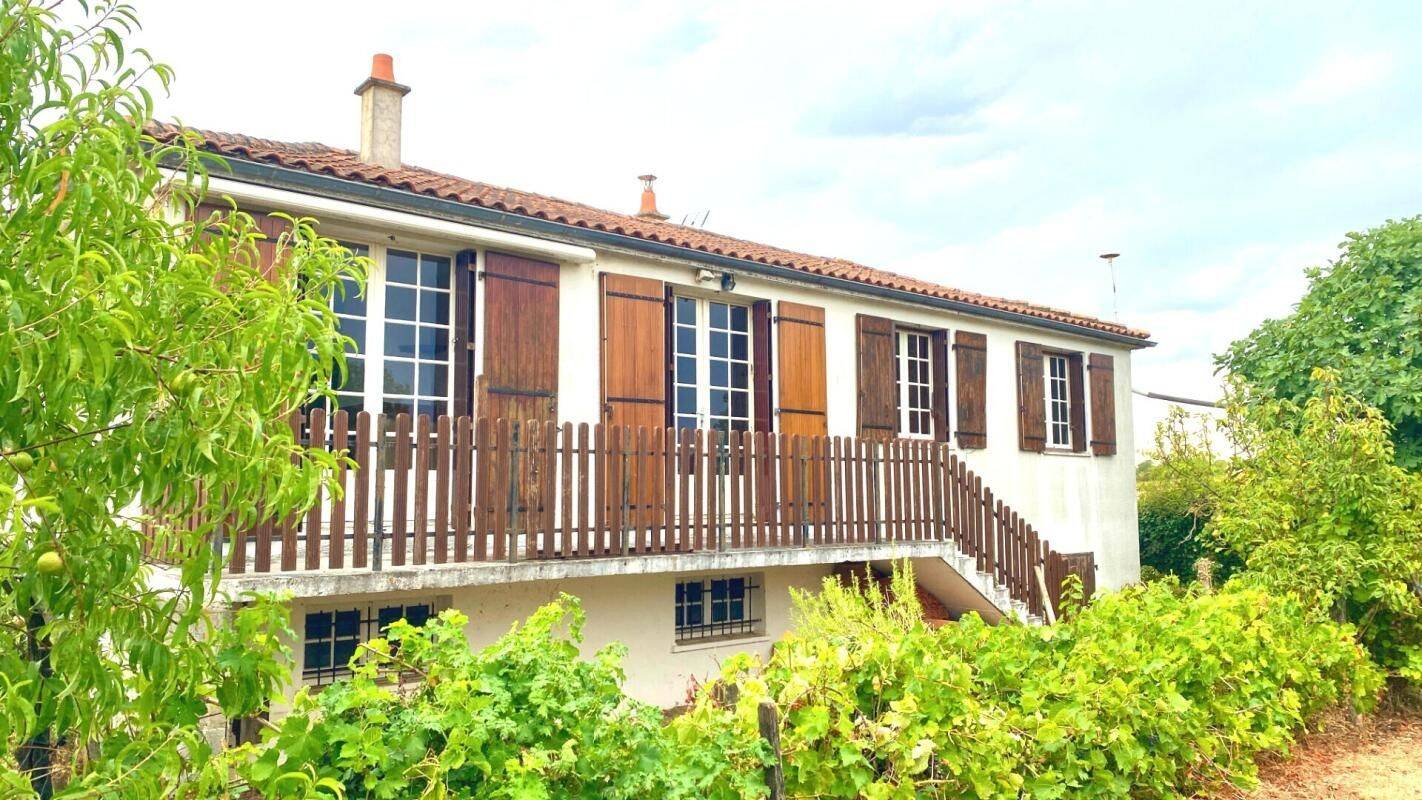 Maison 4 pièces 94 m² · à Benet · 94 m² · 166 150 €