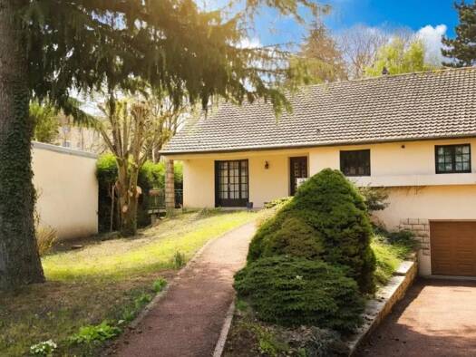 Maison de ville à vendre 245 000 € 5 pièces 3 chambres 95 m² 979 m² de terrain Argentine Beauvais 60000