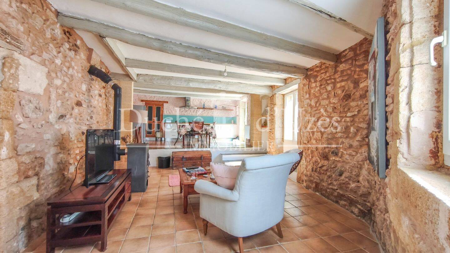 Maison 4 pièces 111 m² · à Uzès · 111 m² · 250 000 €