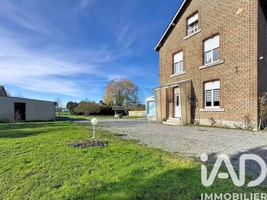 Maison de ville à vendre 329 900 € 6 pièces 5 chambres 180 m² 2 045 m² de terrain Nord Ouest Givet 08600