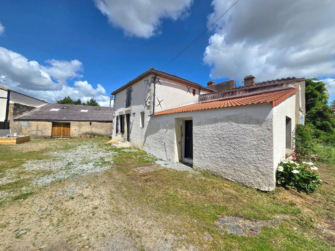 Maison 2 pièces 89 m² · à Montréverd · 89,3 m² · 199 400 €