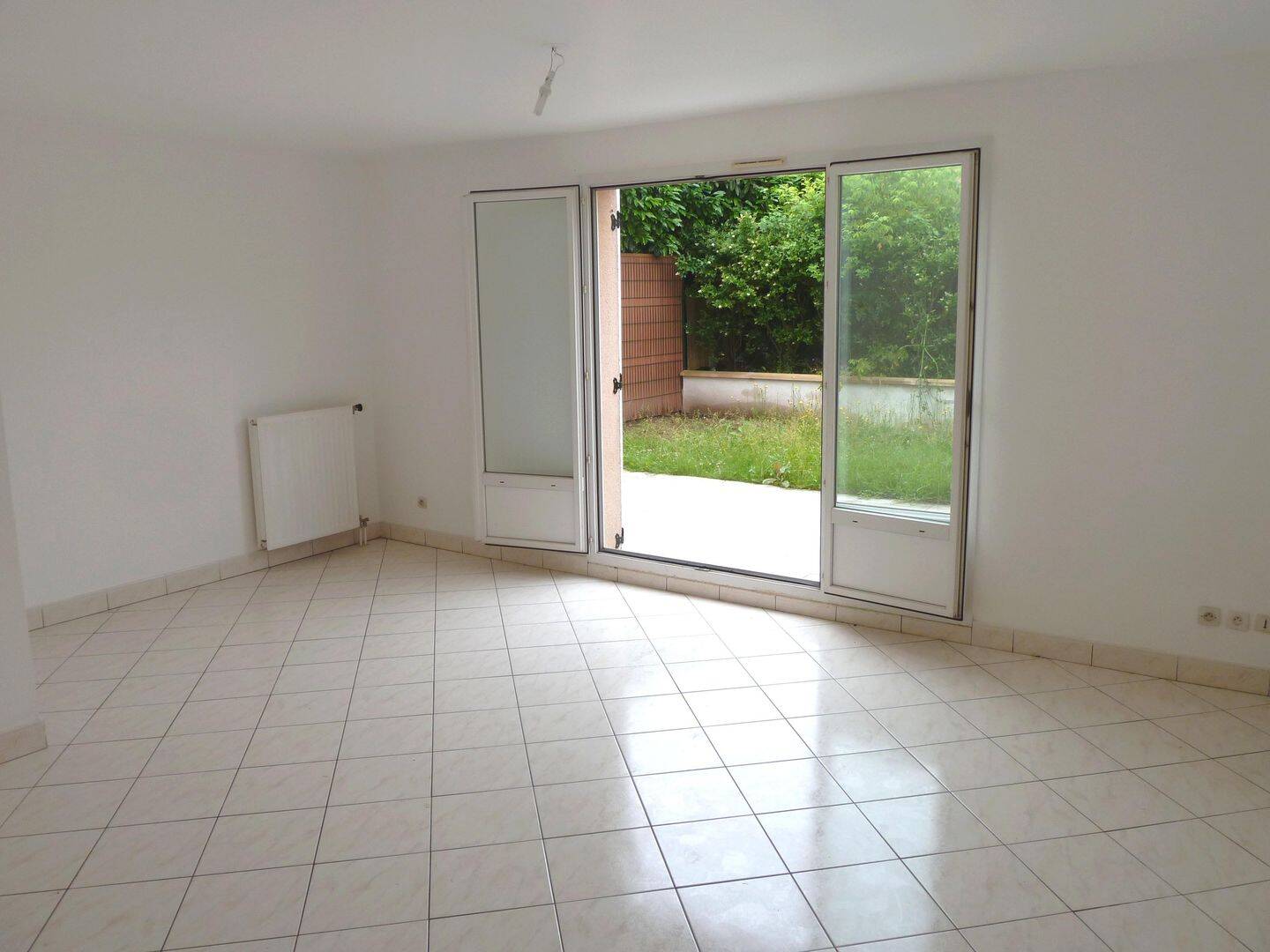 Maison 5 pièces 88 m² · à Villepreux · 87,8 m² · 1 500 €