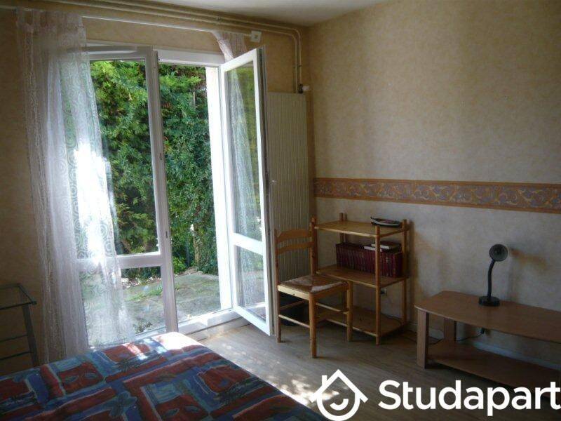 Appartement 1 pièce 14 m² · à La Rochelle · 14 m² · 400 €/mois