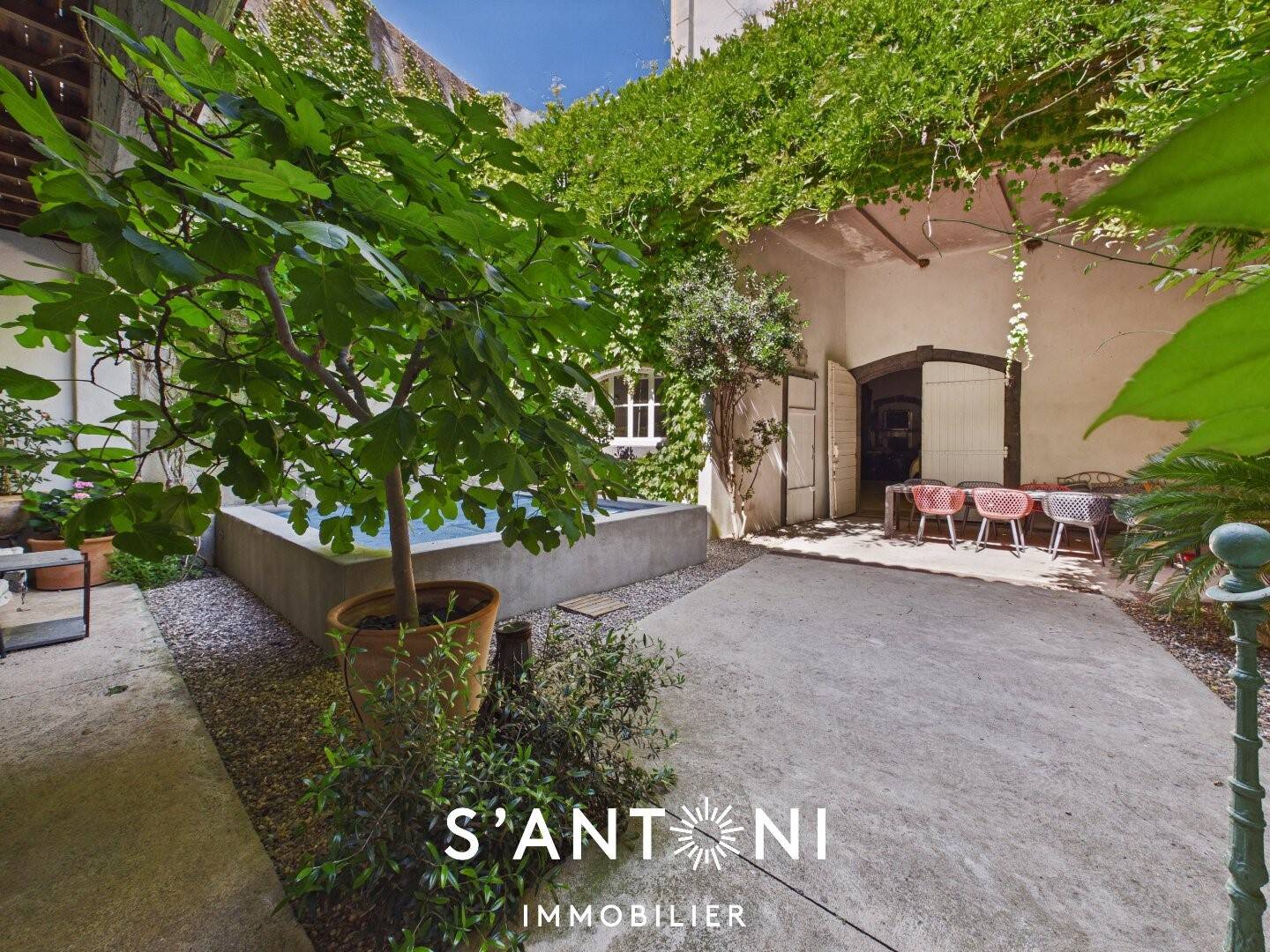 Maison 8 pièces 256 m² · à Marseillan · 256 m² · 1 075 000 €