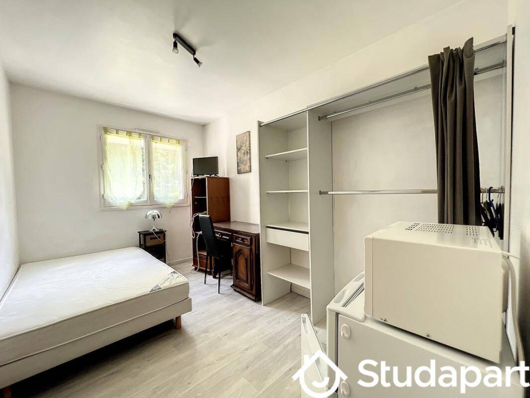1 pièce 10 m² · à Sainte-Luce-sur-Loire · 10 m² · 400 €