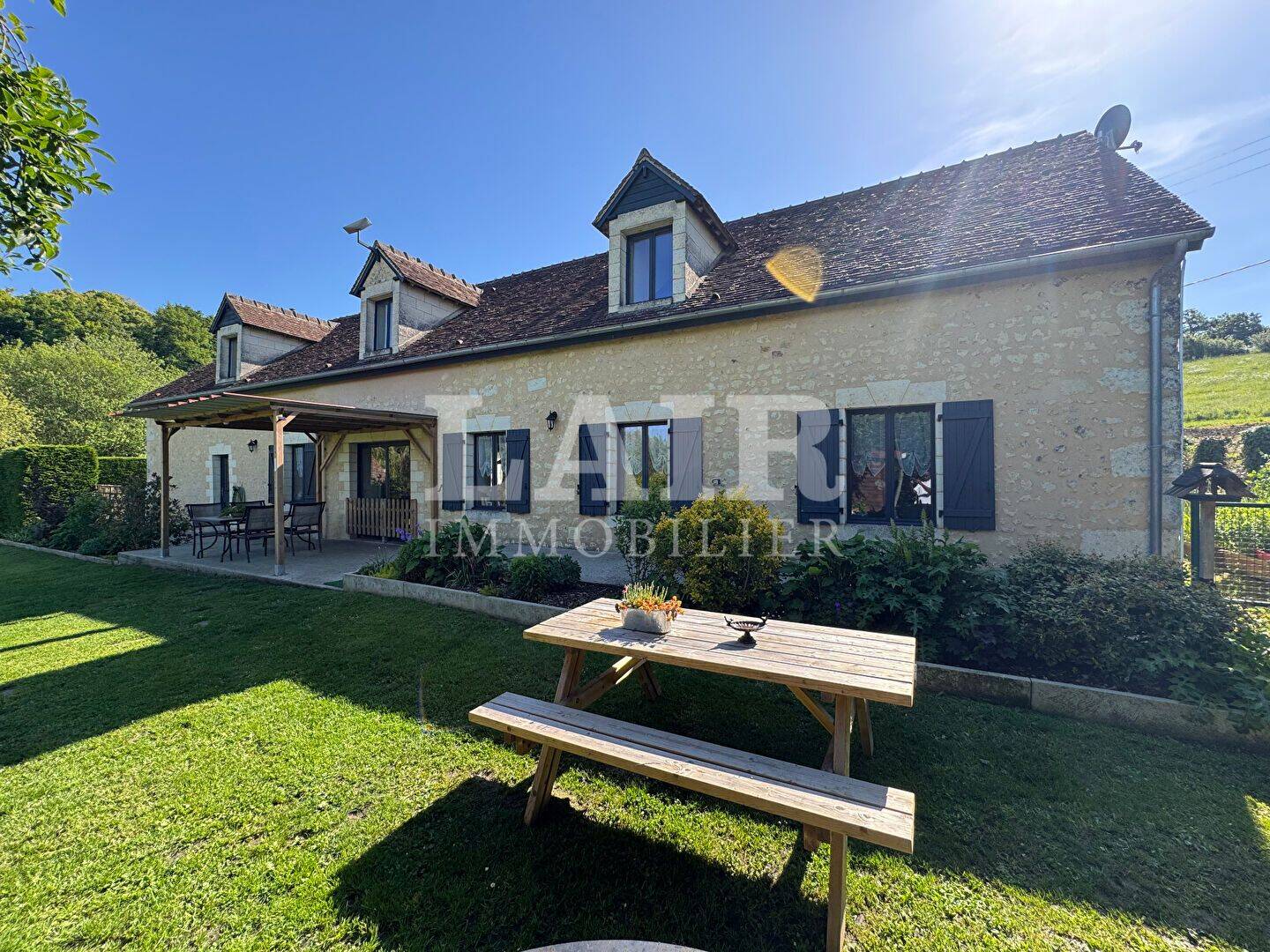 Maison 8 pièces 201 m² · à Mortagne-au-Perche · 201 m² · 245 000 €