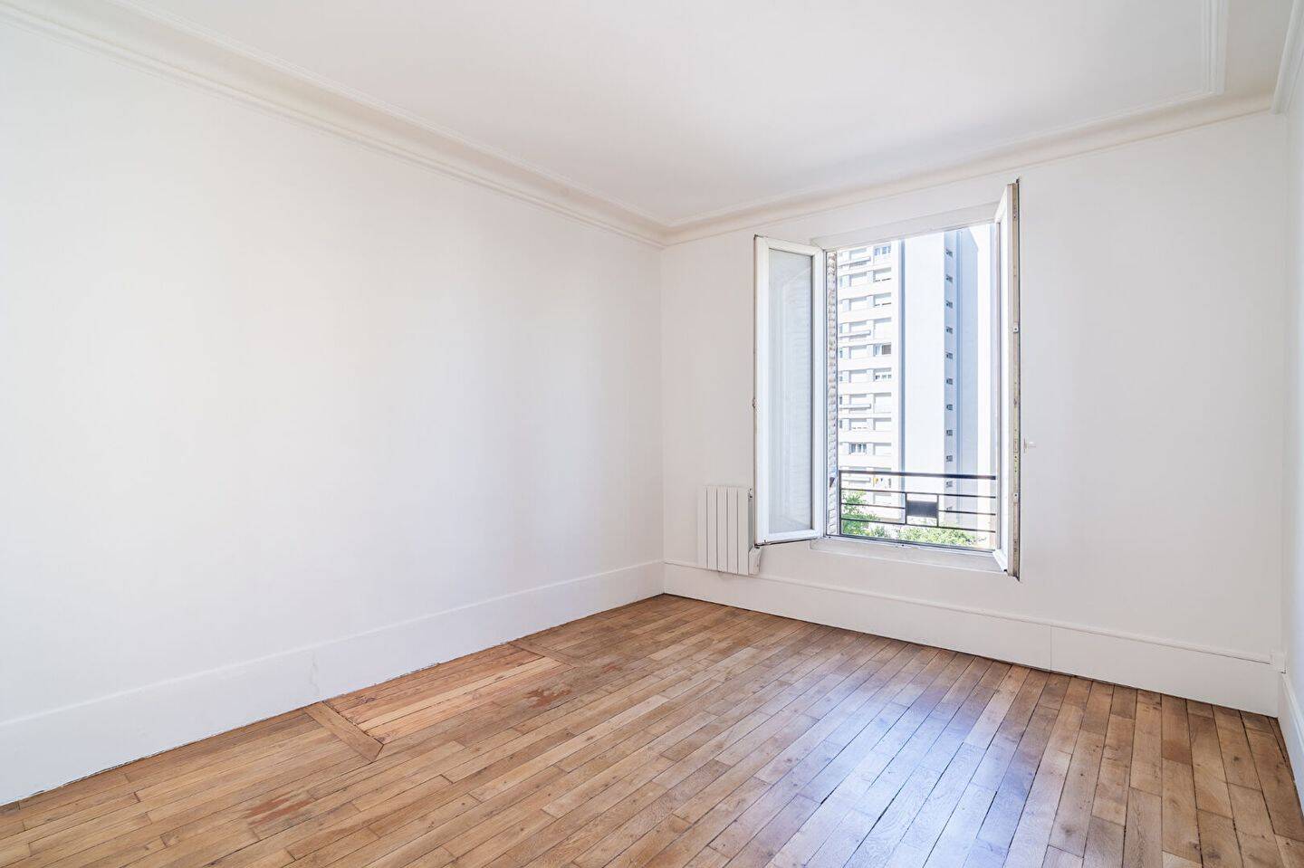 Appartement 3 pièces 45 m² · à Paris 18ème Arrondissement · 45 m² · 320 000 €