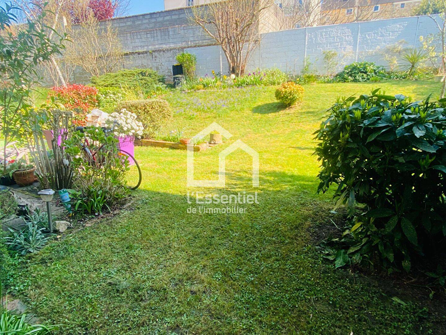Appartement 4 pièces 75 m² · à Triel-sur-Seine · 75 m² · 210 000 €