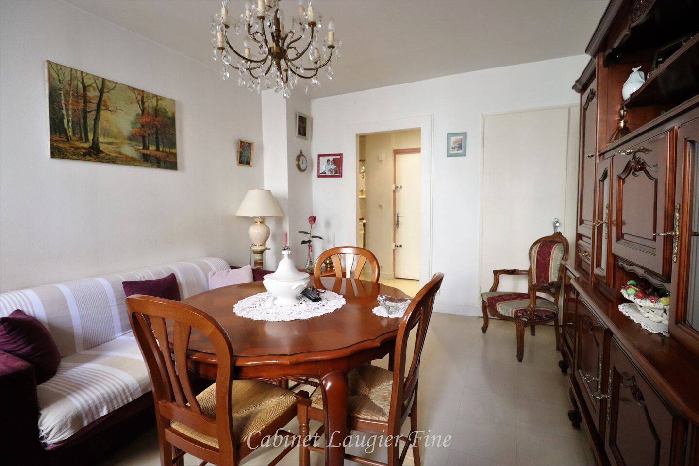 Appartement 2 pièces 42 m² · à Marseille 6ème Arrondissement · 41,6 m² · 135 000 €