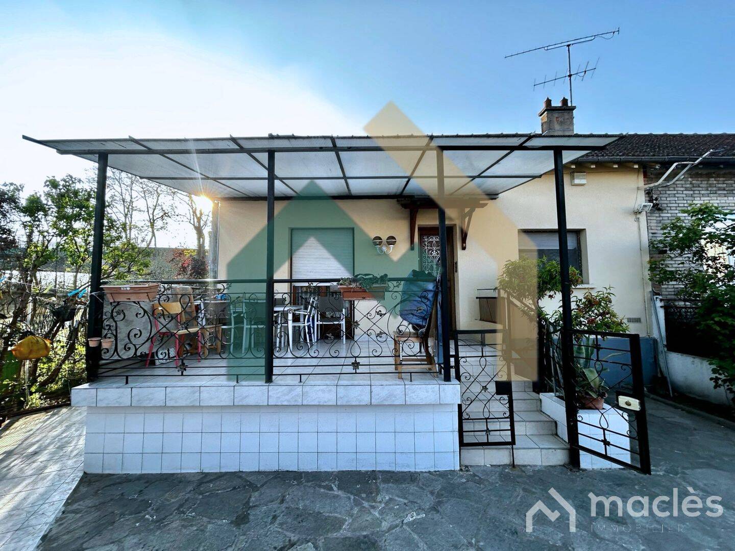 Maison 5 pièces 97 m² · à La Courneuve · 97,3 m² · 354 000 €
