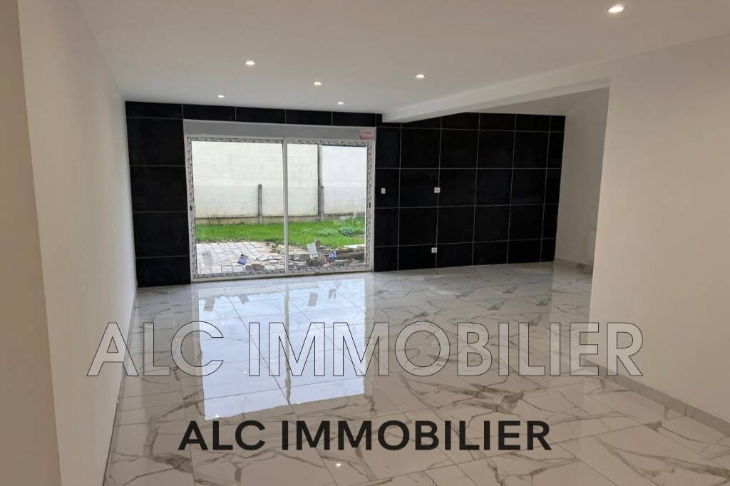 Maison 5 pièces 104 m² · à Saint-Germain-du-Corbéis · 103,8 m² · 220 500 €